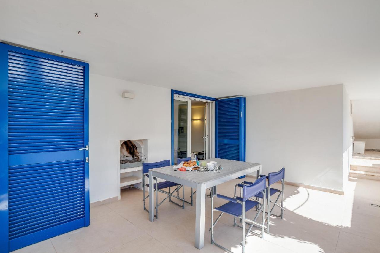Casalmare Apartments One Step From The Sea โมลา ดิ บารี ภายนอก รูปภาพ