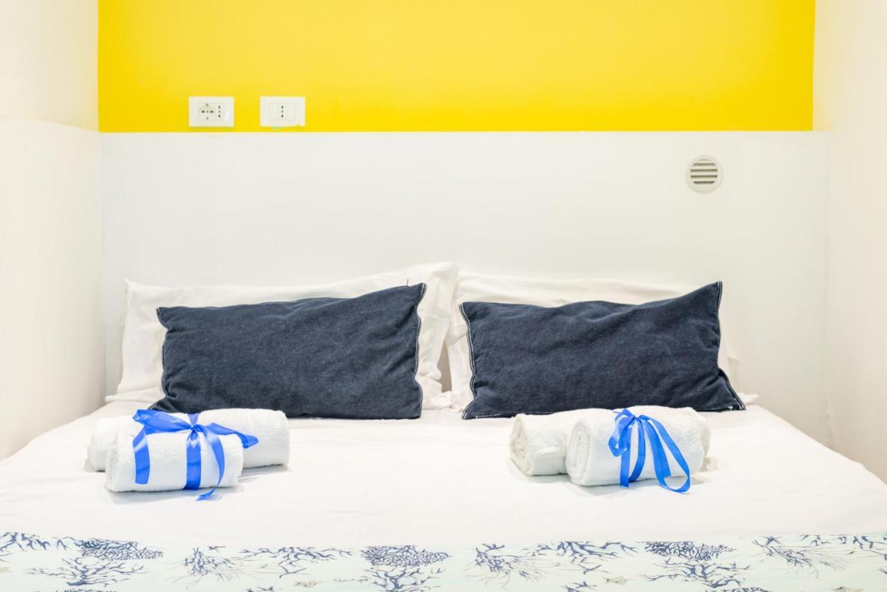 Casalmare Apartments One Step From The Sea โมลา ดิ บารี ภายนอก รูปภาพ